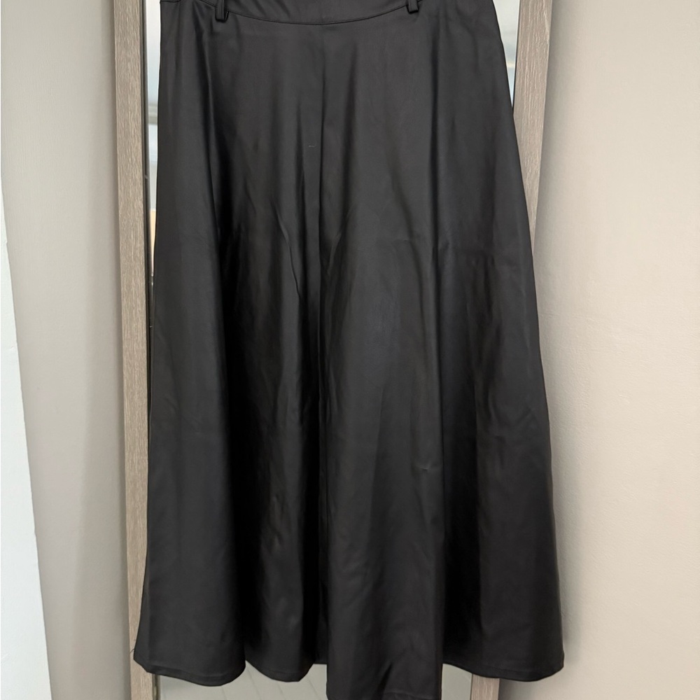 Elegant Black Faux Leather Skirt